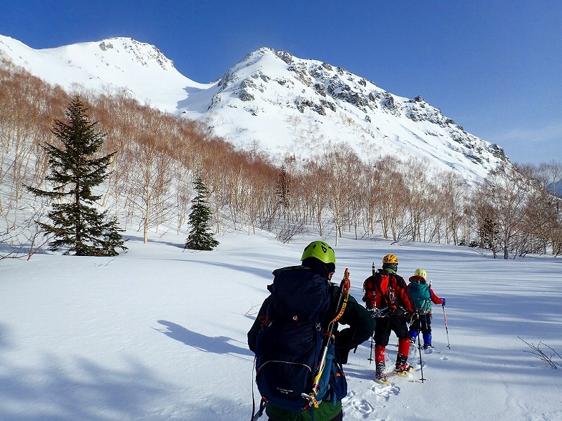 【例会山行】北アルプスの活火山「焼岳」雪山登山（2020.3.20～21）